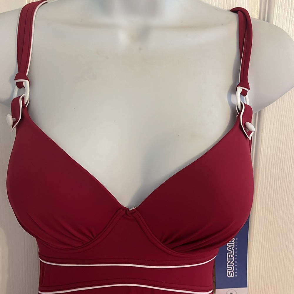 NWT BATHING SUIT - Picture 2 of 6